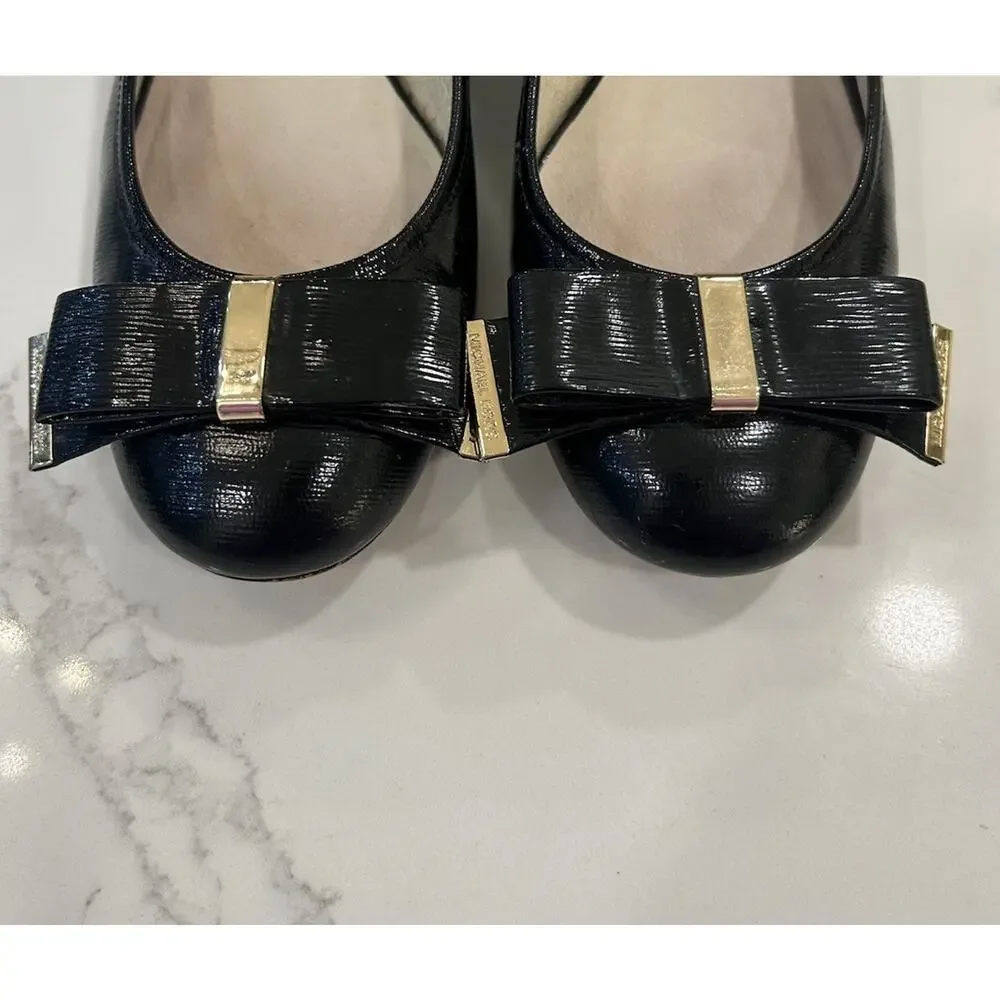 Michael Kors Kiera Mid Pumps Black Patent Leather Bow Toe Gold Logo Heels Sz 8M